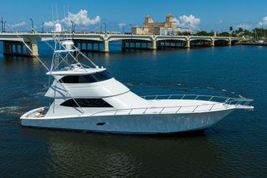 76' Viking 2011 Yacht For Sale